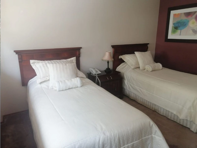 Tres recámaras con opción a cuatro casa en ventan o renta Huixquilucan