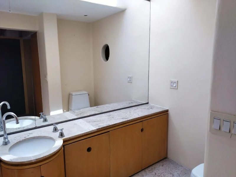 Cuatro baños Renta Casa Bosques de las Lomas