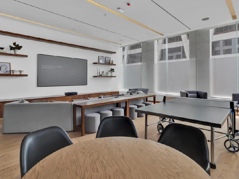 Business Center de Agwa Bosques de Las Palmas Renta